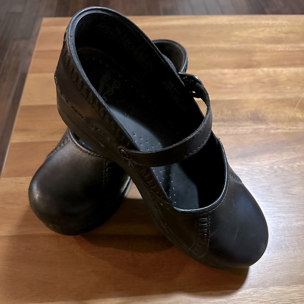 Dansko black clogs size 38 - gone this week, make me an offer